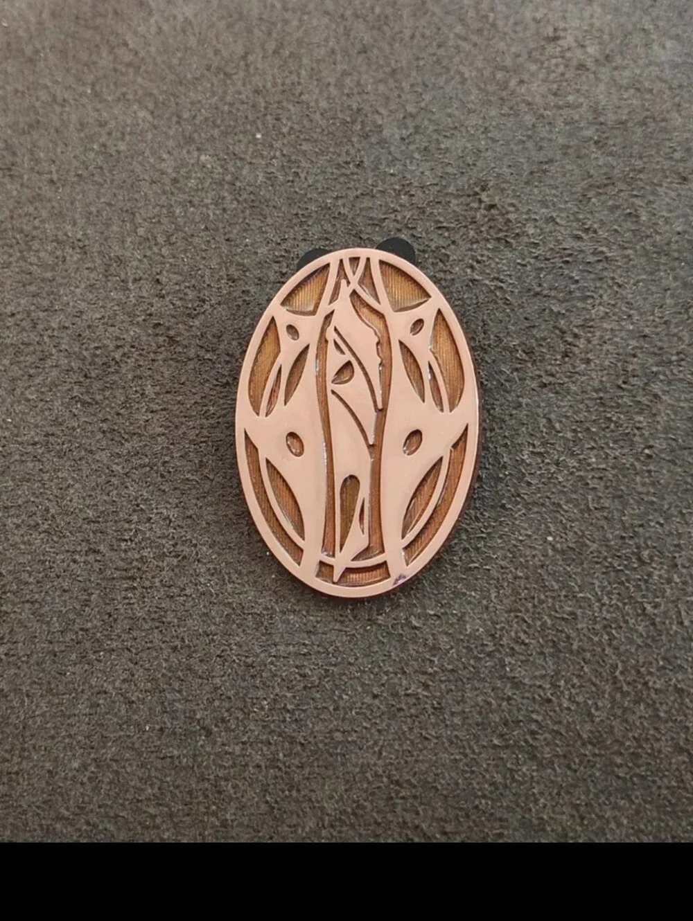 2019 Star Wars Galaxy's Edge Savi's Lightsaber Workshop Elemental Nature Pin